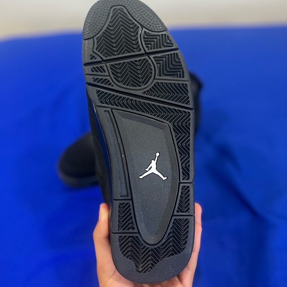 Jordan 4 retro black cat (NO BOX) - Picture 8 of 8
